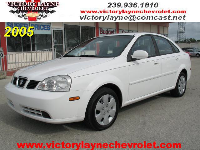 Photo of 2005 Suzuki Forenza