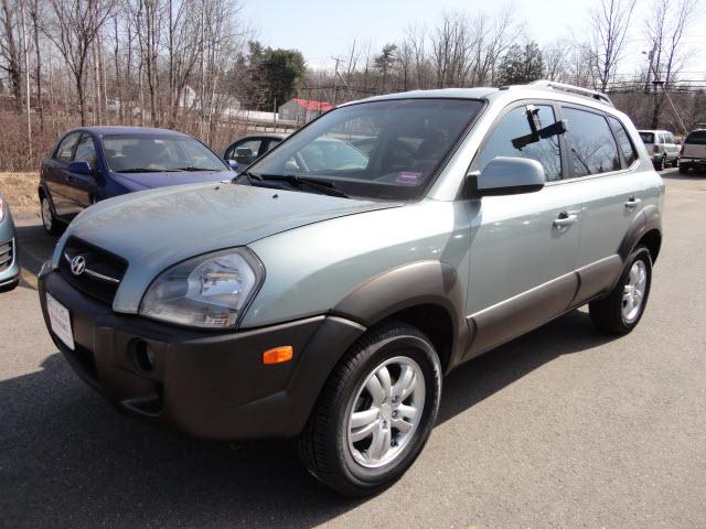 Photo of 2006 Hyundai Tucson