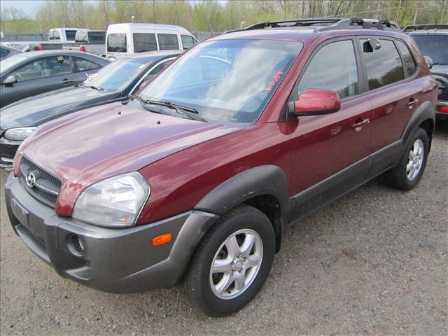 Photo of 2005 Hyundai Tucson