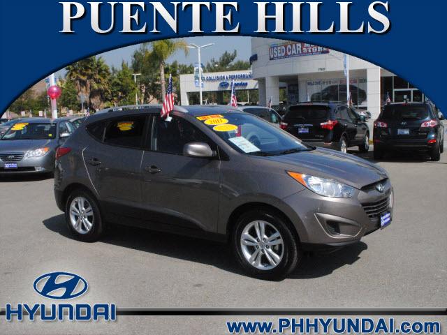 Photo of 2011 Hyundai Tucson