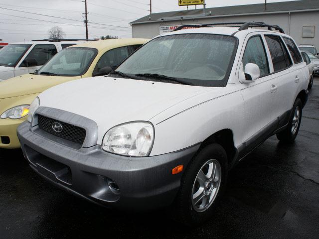 Photo of 2004 Hyundai Santa Fe