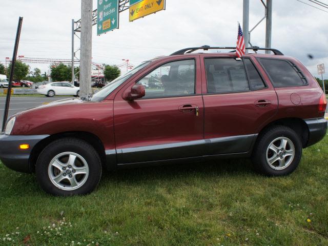 Photo of 2004 Hyundai Santa Fe