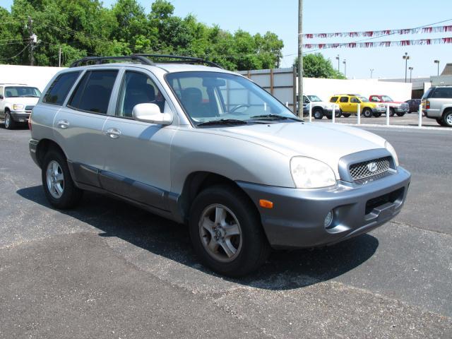Photo of 2004 Hyundai Santa Fe