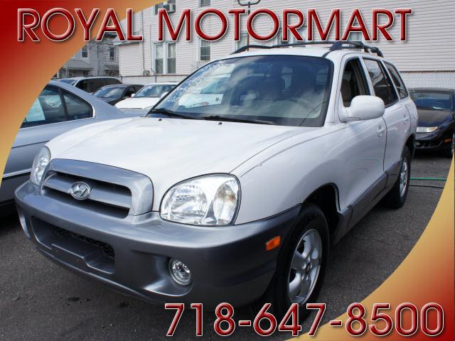 Photo of 2005 Hyundai Santa Fe