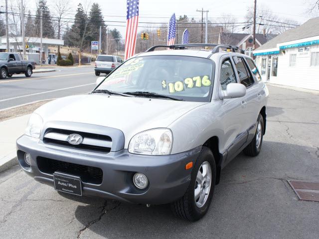 Photo of 2005 Hyundai Santa Fe
