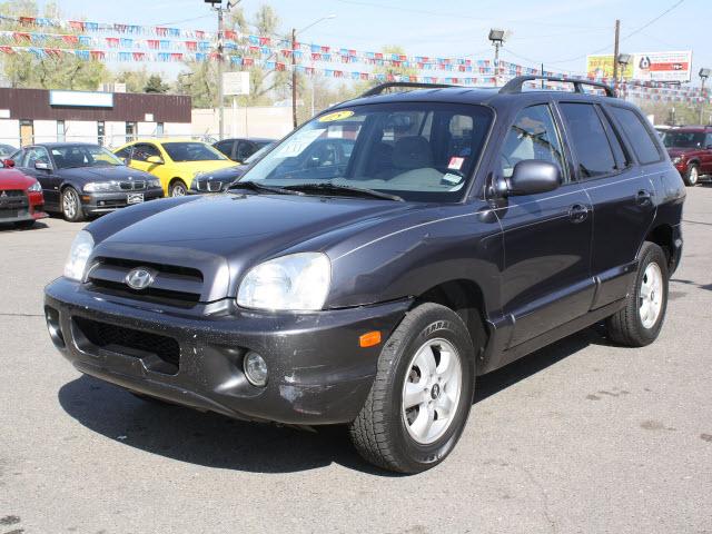 Photo of 2005 Hyundai Santa Fe