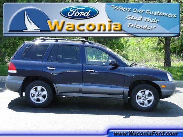 Photo of 2005 Hyundai Santa Fe