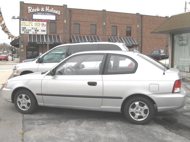 Photo of 2001 Hyundai Accent