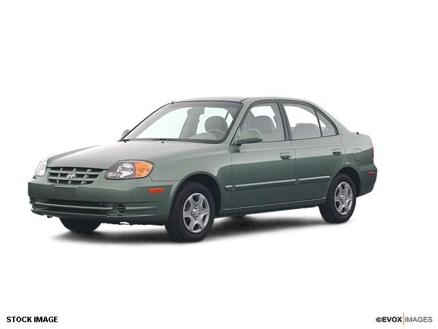Photo of 2004 Hyundai Accent