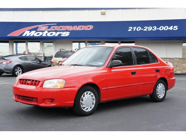 Photo of 2002 Hyundai Accent