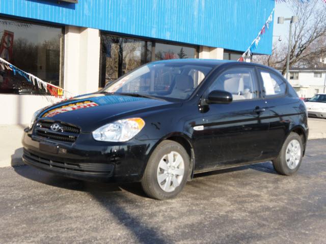Photo of 2010 Hyundai Accent