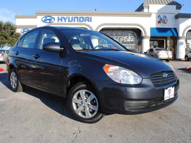 Photo of 2009 Hyundai Accent