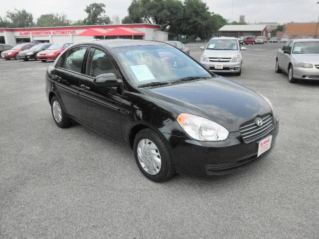 Photo of 2008 Hyundai Accent