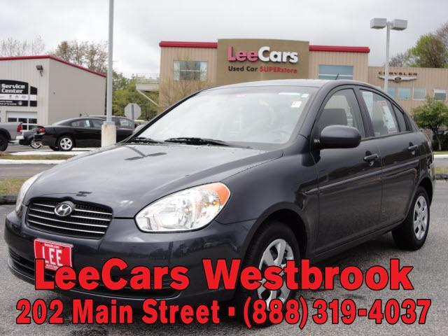 Photo of 2011 Hyundai Accent