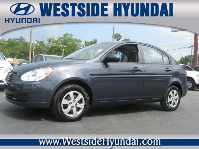Photo of 2011 Hyundai Accent