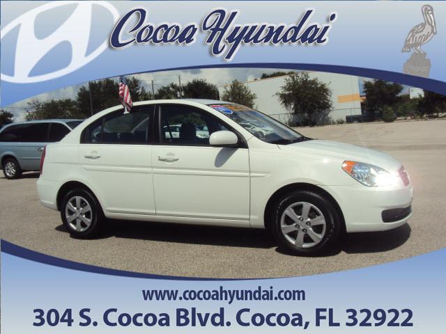 Photo of 2011 Hyundai Accent