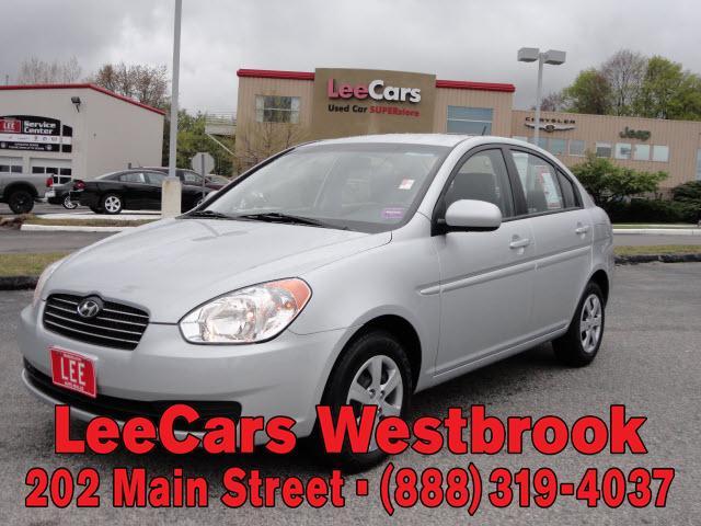 Photo of 2011 Hyundai Accent