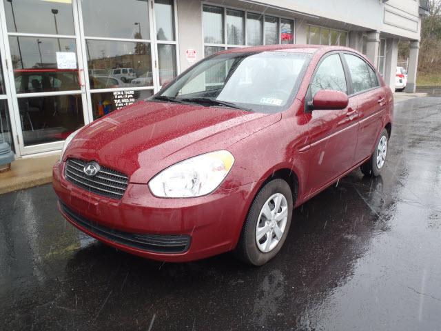 Photo of 2010 Hyundai Accent
