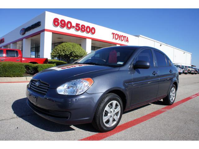 Photo of 2010 Hyundai Accent