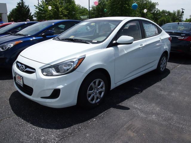 Photo of 2012 Hyundai Accent