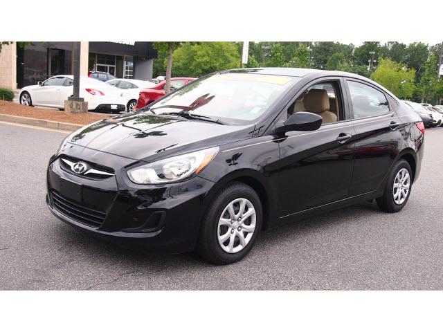 Photo of 2012 Hyundai Accent