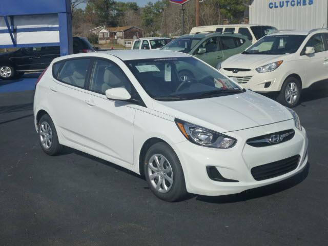 Photo of 2012 Hyundai Accent