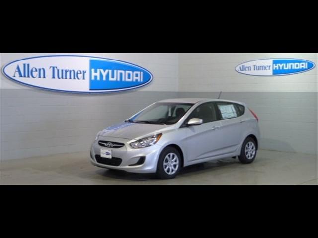 Photo of 2012 Hyundai Accent