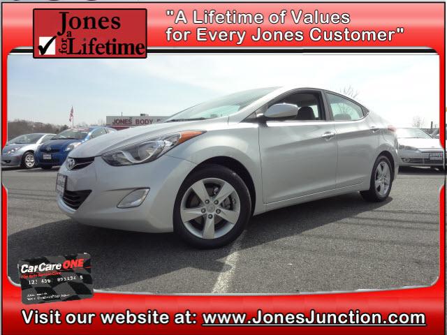 Photo of 2012 Hyundai Elantra