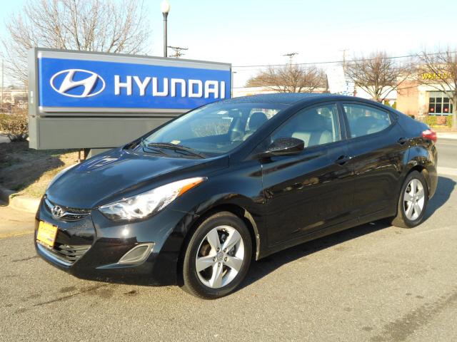Photo of 2011 Hyundai Elantra