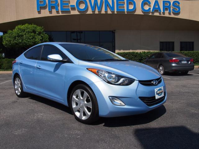 Photo of 2011 Hyundai Elantra
