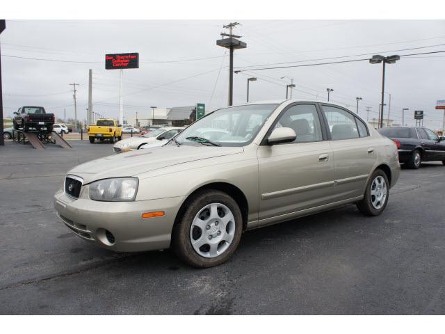 Photo of 2003 Hyundai Elantra