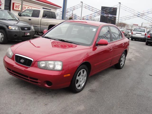 Photo of 2003 Hyundai Elantra