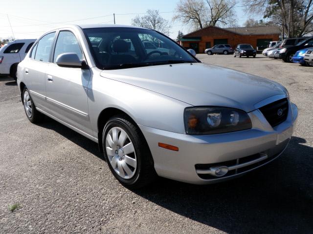 Photo of 2005 Hyundai Elantra