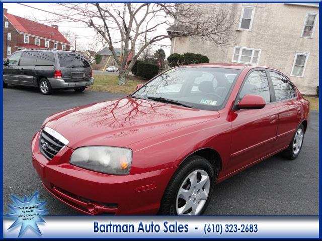 Photo of 2004 Hyundai Elantra
