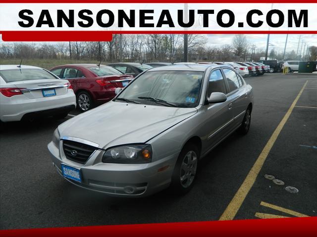 Photo of 2004 Hyundai Elantra