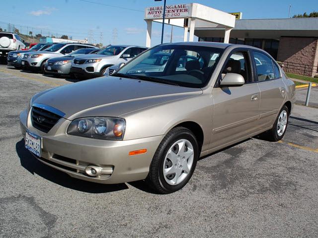 Photo of 2005 Hyundai Elantra