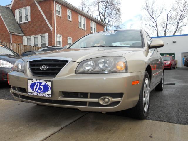 Photo of 2005 Hyundai Elantra