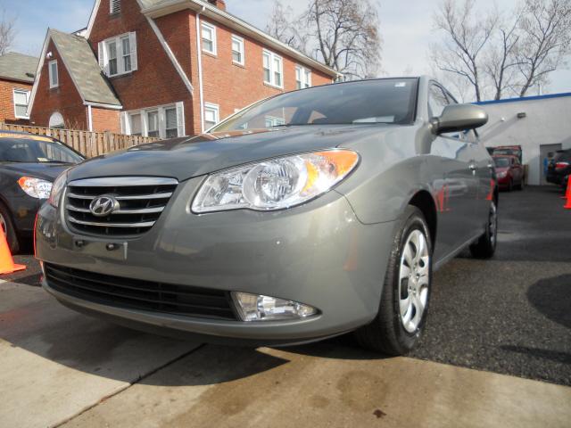 Photo of 2010 Hyundai Elantra