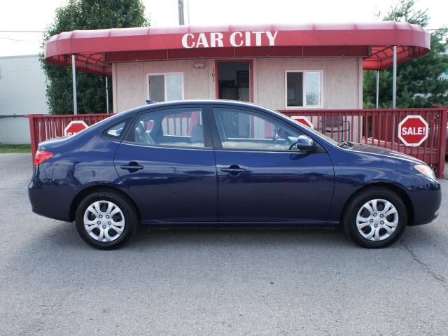 Photo of 2010 Hyundai Elantra