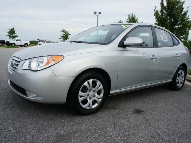 Photo of 2010 Hyundai Elantra
