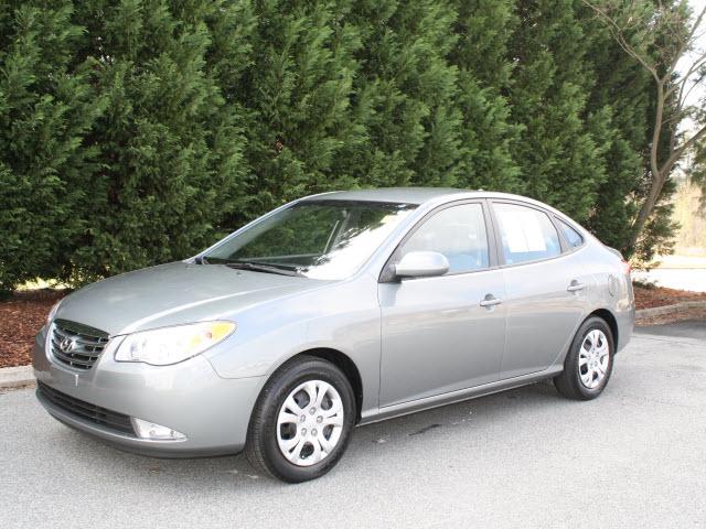 Photo of 2010 Hyundai Elantra