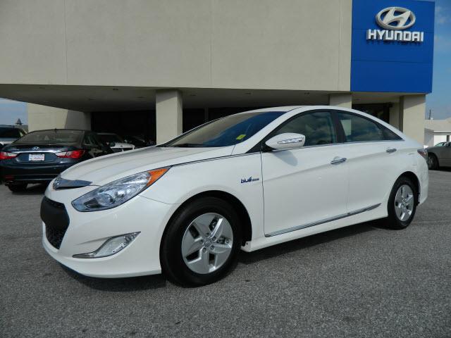 Photo of 2011 Hyundai Sonata