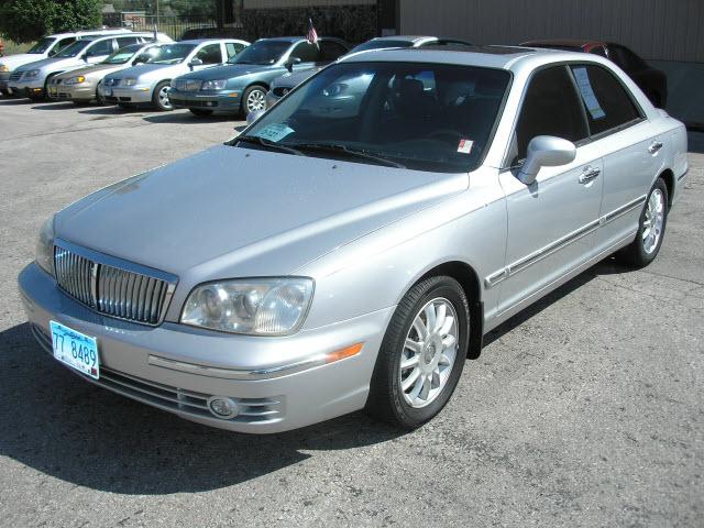 Photo of 2004 Hyundai XG350