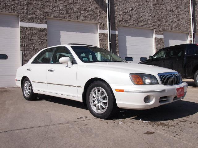 Photo of 2002 Hyundai XG350