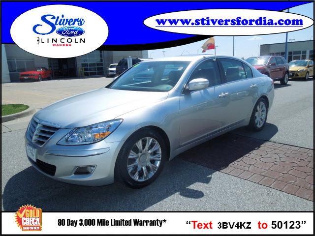 Photo of 2009 Hyundai Genesis