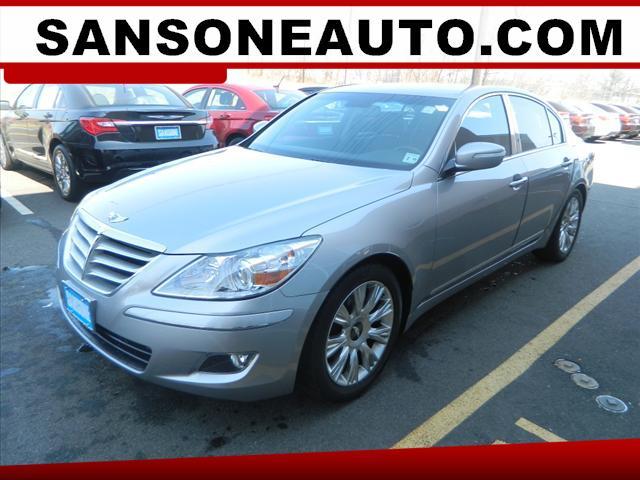 Photo of 2009 Hyundai Genesis
