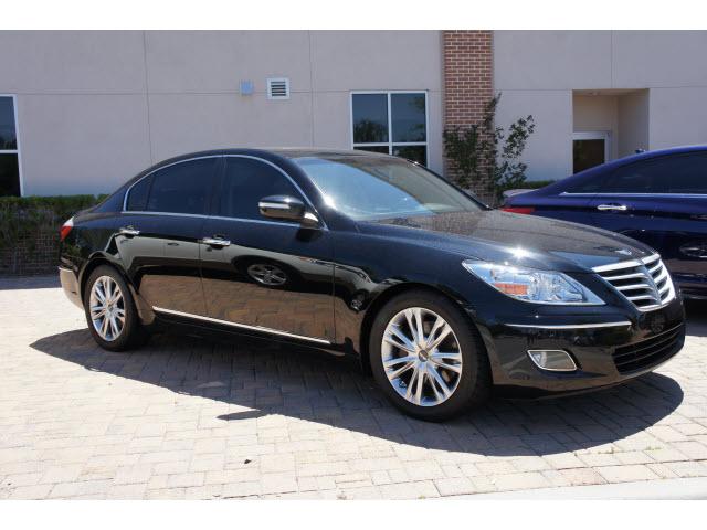 Photo of 2009 Hyundai Genesis