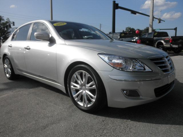 Photo of 2009 Hyundai Genesis