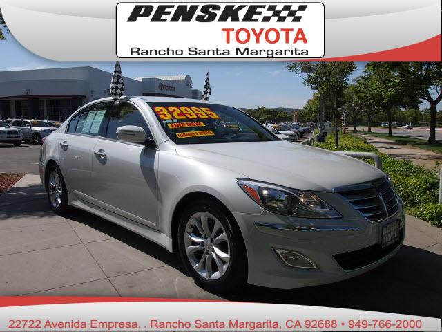 Photo of 2012 Hyundai Genesis