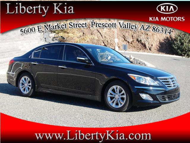 Photo of 2012 Hyundai Genesis